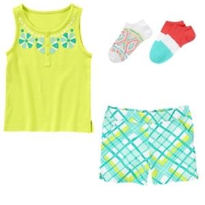 NEW  "DESERT DREAMS" 4 Pc. Set Size 6 & 8